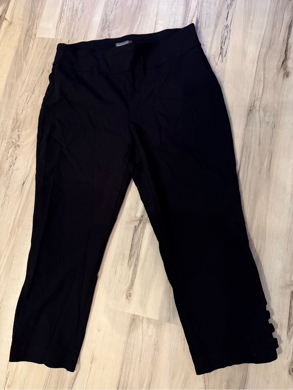 Van Heusen Black Capri pants size 10